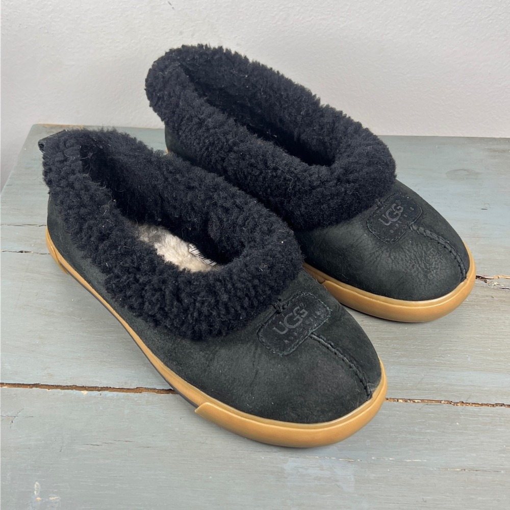 UGG Australia 1871 Black Suede Shearling Lined Slippers Womens 8 Gum Sole Shoes - Picture 4 of 12